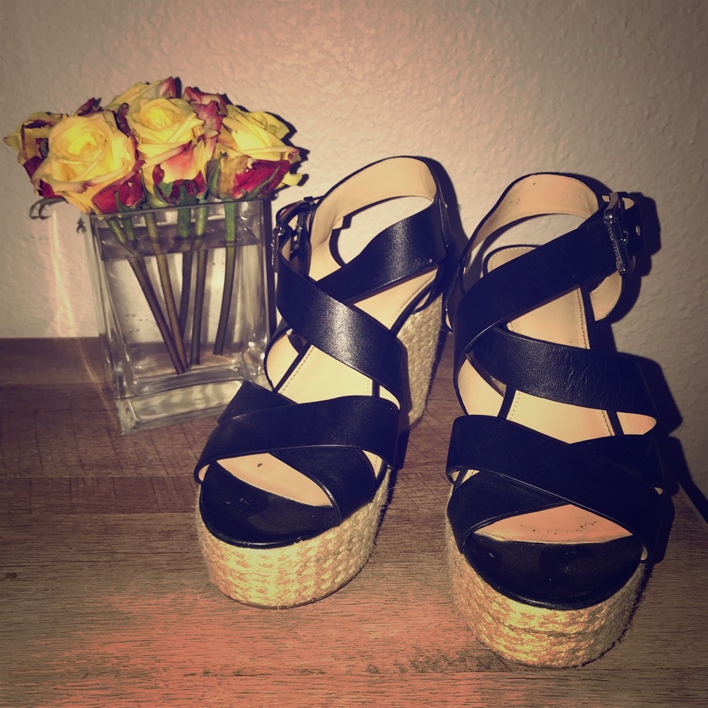MK Black Wedges Sz9